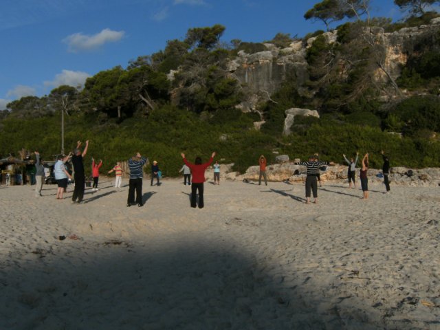 taichiqigong_auf_mallorca_meeresbucht_11.jpg