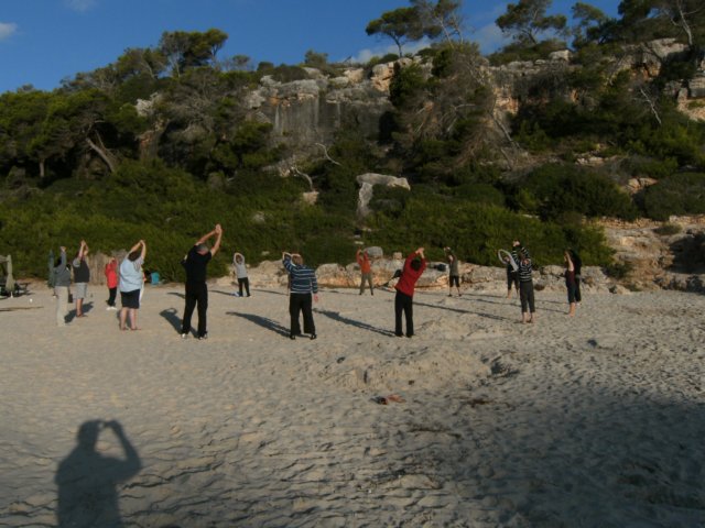 taichiqigong_auf_mallorca_meeresbucht_12.jpg